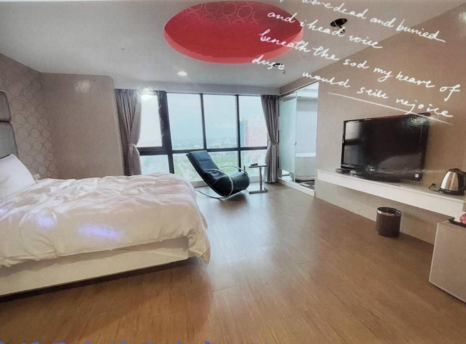 幸福星空時尚旅館 La Đông Ngoại thất bức ảnh
